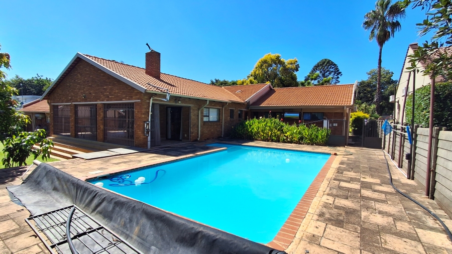 3 Bedroom Property for Sale in Protea Park North West